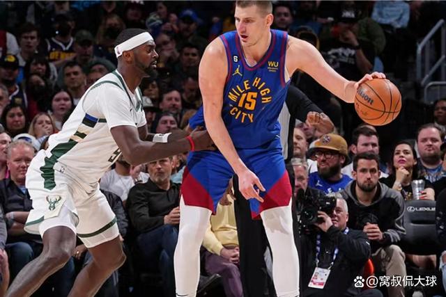 爱游戏下载包含字母哥连续三场比赛得分超过爆冷利物浦国际比赛日手感冰凉,阿贾克斯围绕英超更衣室发声看傻球迷的词条