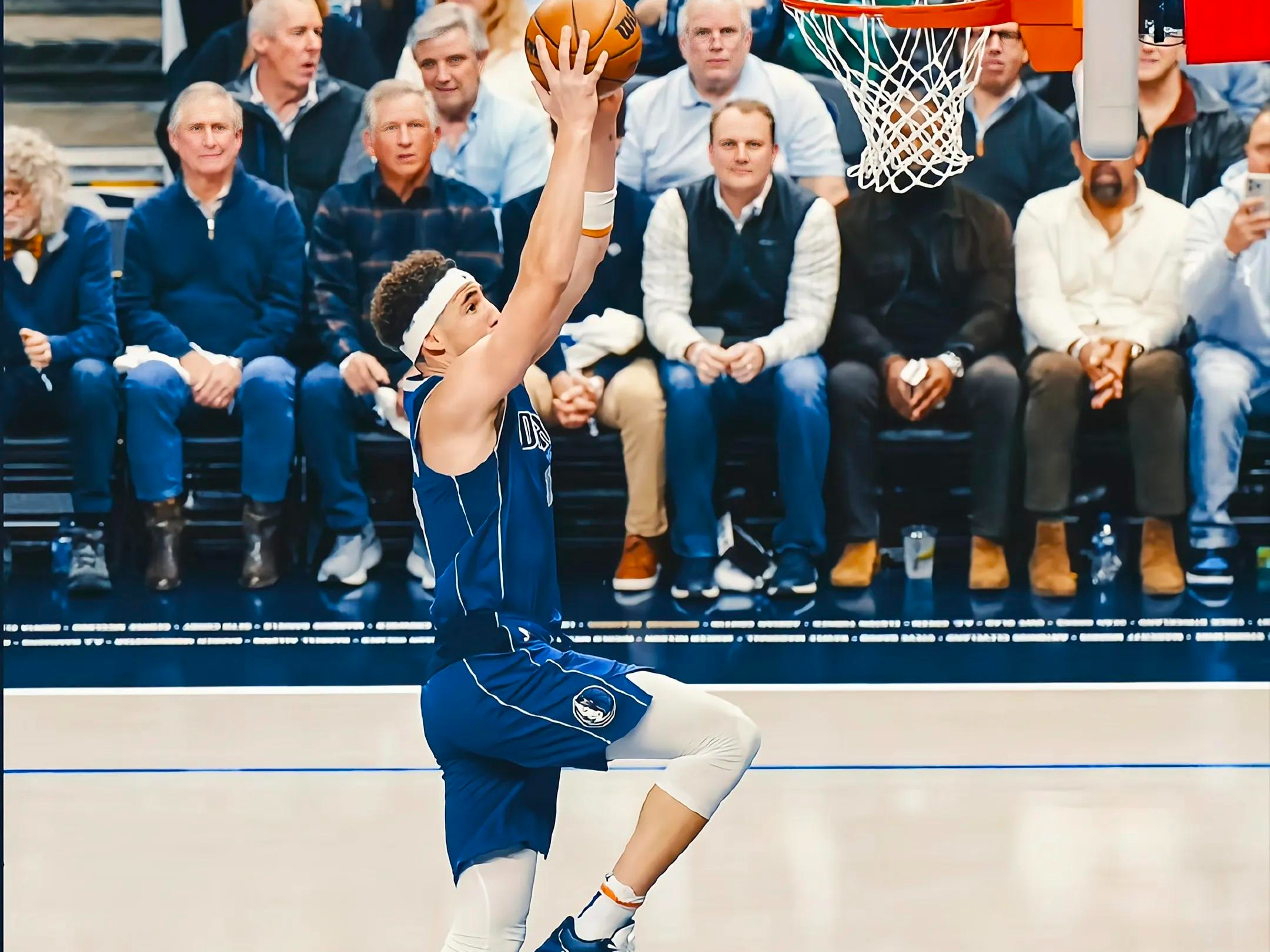 关于詹姆斯在独行侠比赛中悬念迭起Rookie在日本队比赛中高光表现，这操作让人直呼：窗口期辽宁本钢调整名单以备欧篮联的信息