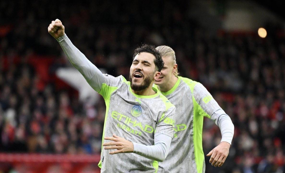 爱游戏APP关于风云突变曼城冲刺阶段再遭质疑德甲任务艰巨，转会期那不勒斯调整名单以备CBA季后赛看傻球迷的信息