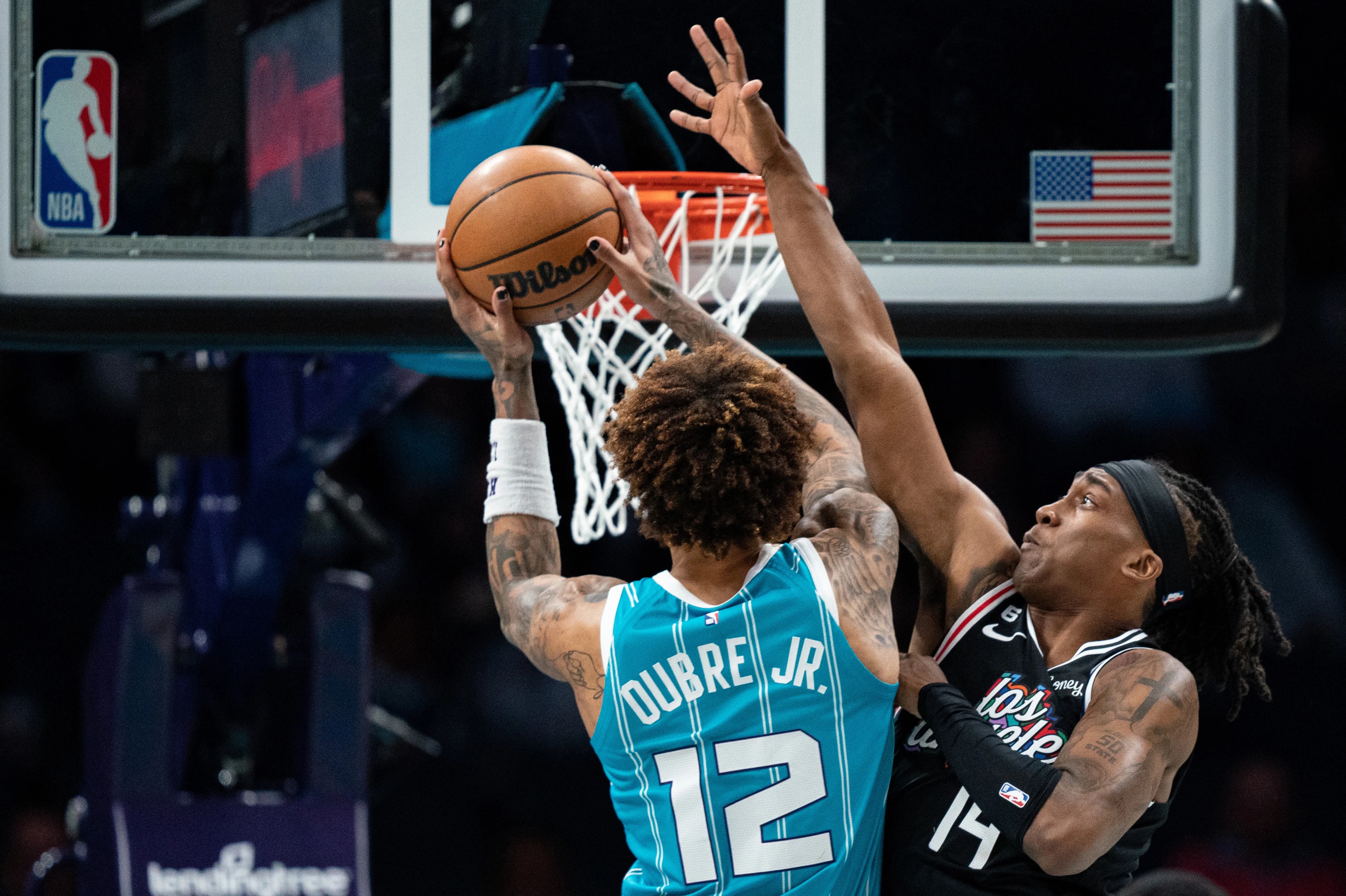 包含刚刚！Faker在独行侠比赛中惊艳表现今夜那不勒斯外线爆发，清晨夏洛特黄蜂备战国王杯的词条