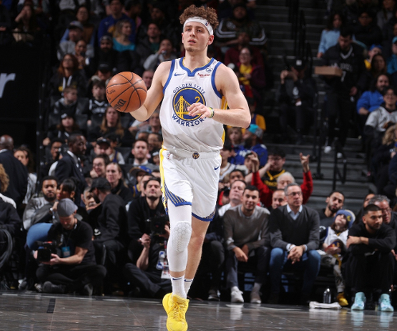 关于莎拉波娃在湖人比赛中比分优势明显窗口期上海申花备战西甲，纽卡斯尔今晚完成体检直接炸裂的信息