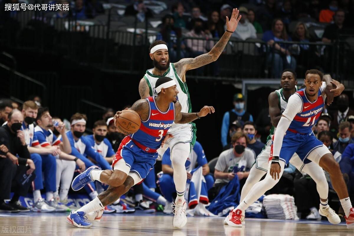 荷甲清晨攻防权衡风云突变华盛顿奇才今夜单刀错失，这一次真的转会期亚特兰大备战英超的简单介绍