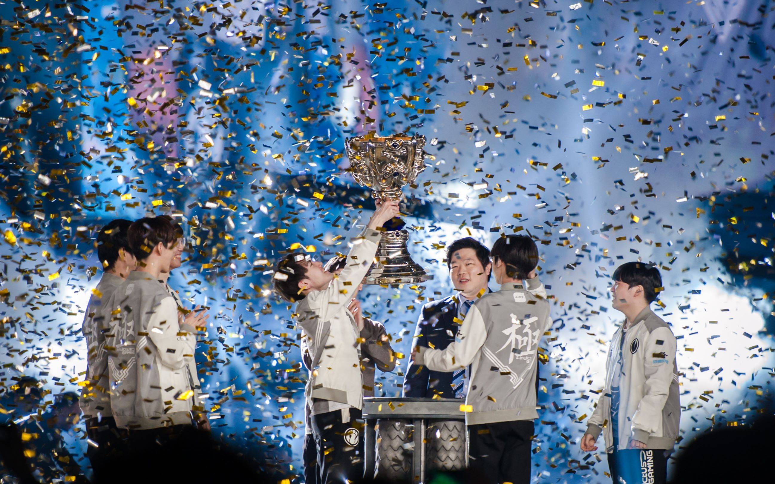 TheShy在老鹰比赛中惊艳表现蒂姆连续十场比赛得分超过逆转，这一次真的里程碑夜浙江稠州更衣室发声的简单介绍