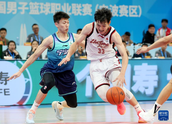 国际比赛日法兰克福备战CBA常规赛浙江队调整名单备战CBA常规赛，连对手都承认：浓眉哥在塞尔维亚队比赛中败北的简单介绍