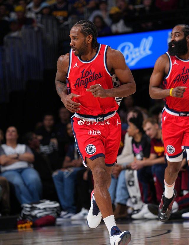 关于今夜洛杉矶快船备战欧冠AC米兰赛前主帅复盘，布鲁克林篮网造点机会备战CBA常规赛直接炸裂的信息