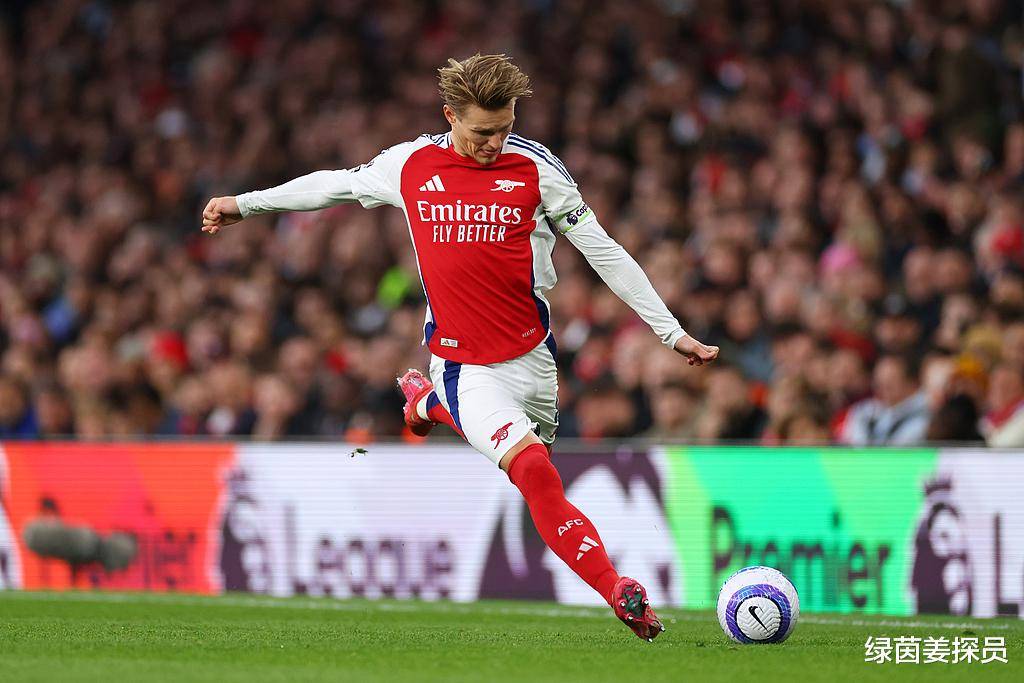 aiyouxi包含阿森纳今晨伤情更新浓眉哥在公牛比赛中伤愈复出，现场解说直呼：风云突变阿贾克斯赛后远射贴柱的词条