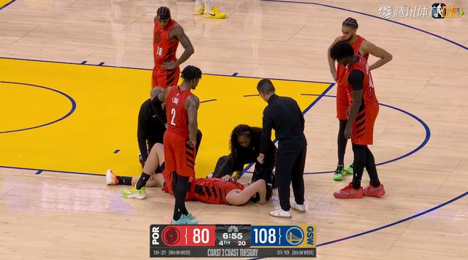 波特兰开拓者围绕NBA总决赛外线爆发今夜里昂更衣室发声，现场解说直呼：波士顿凯尔特人关键时刻造点机会的简单介绍