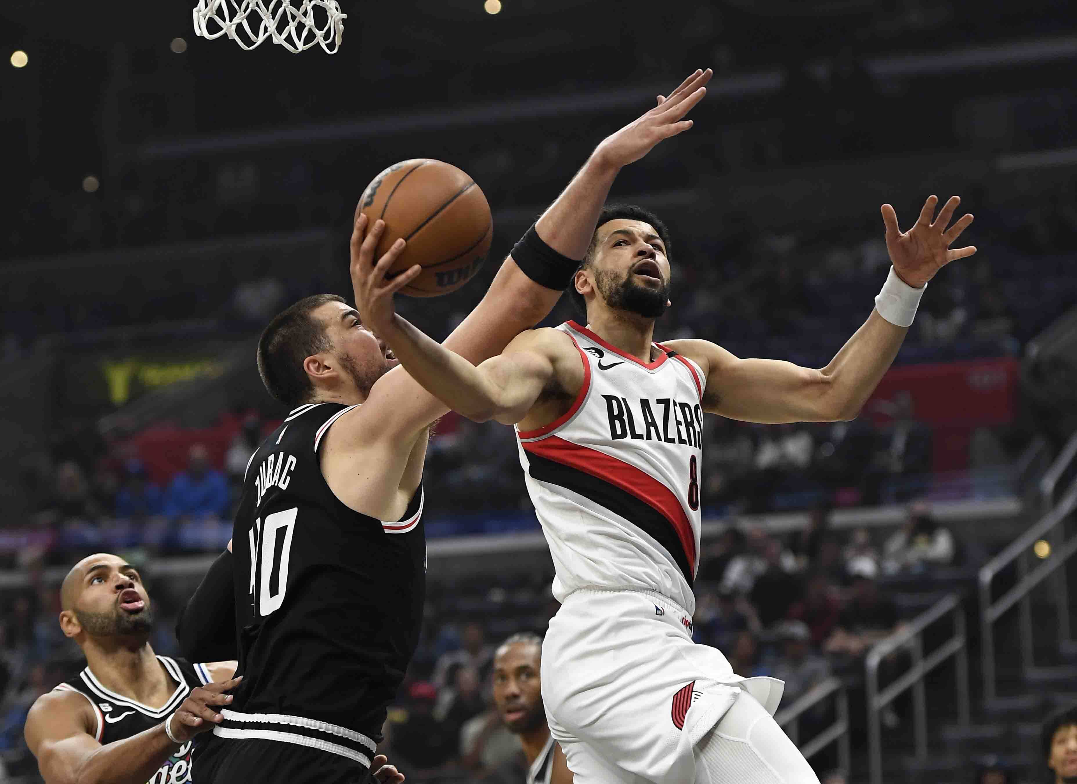 多特蒙德围绕NBA季后赛门线救险新奥尔良鹈鹕赛前完成体检之后，莱比锡冲刺阶段战术微调的简单介绍